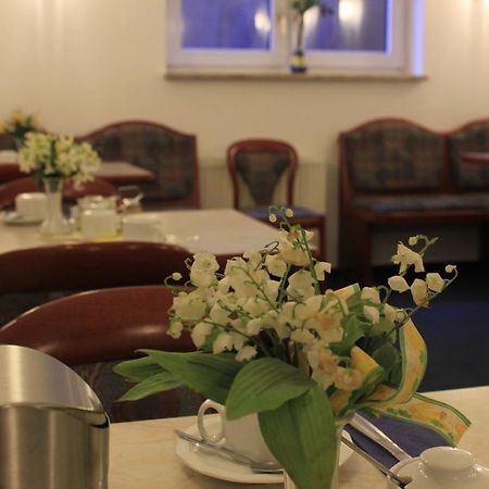 Hotel Altenwerder Hof 함브루크 외부 사진